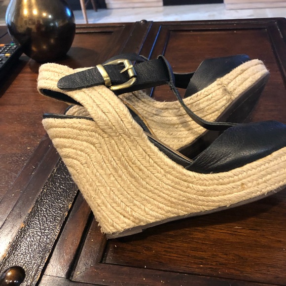 Sandals - Picture 5 of 5